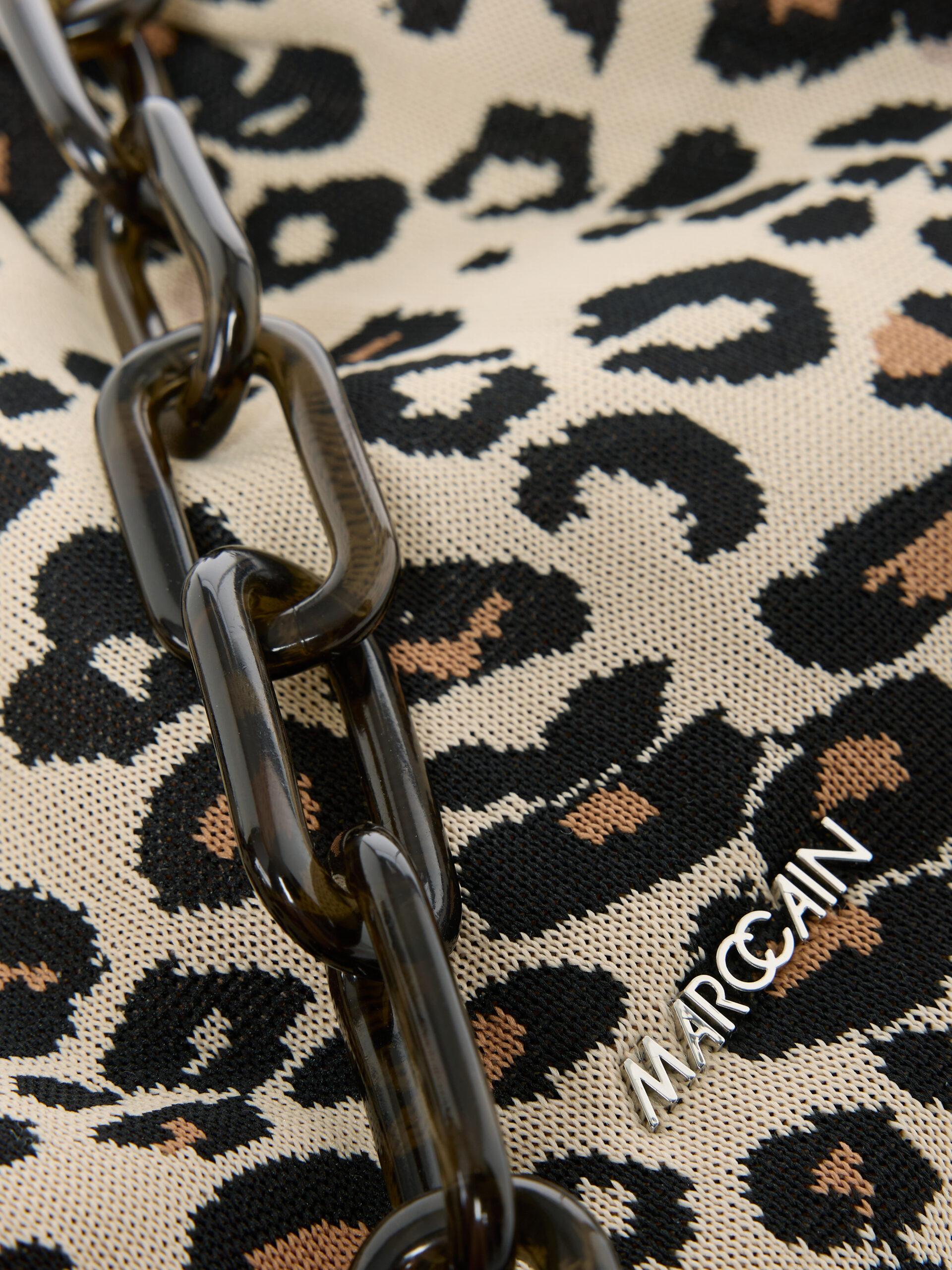 Marc Cain Gestrickte Clutch mit Leo Muster – Bild 5