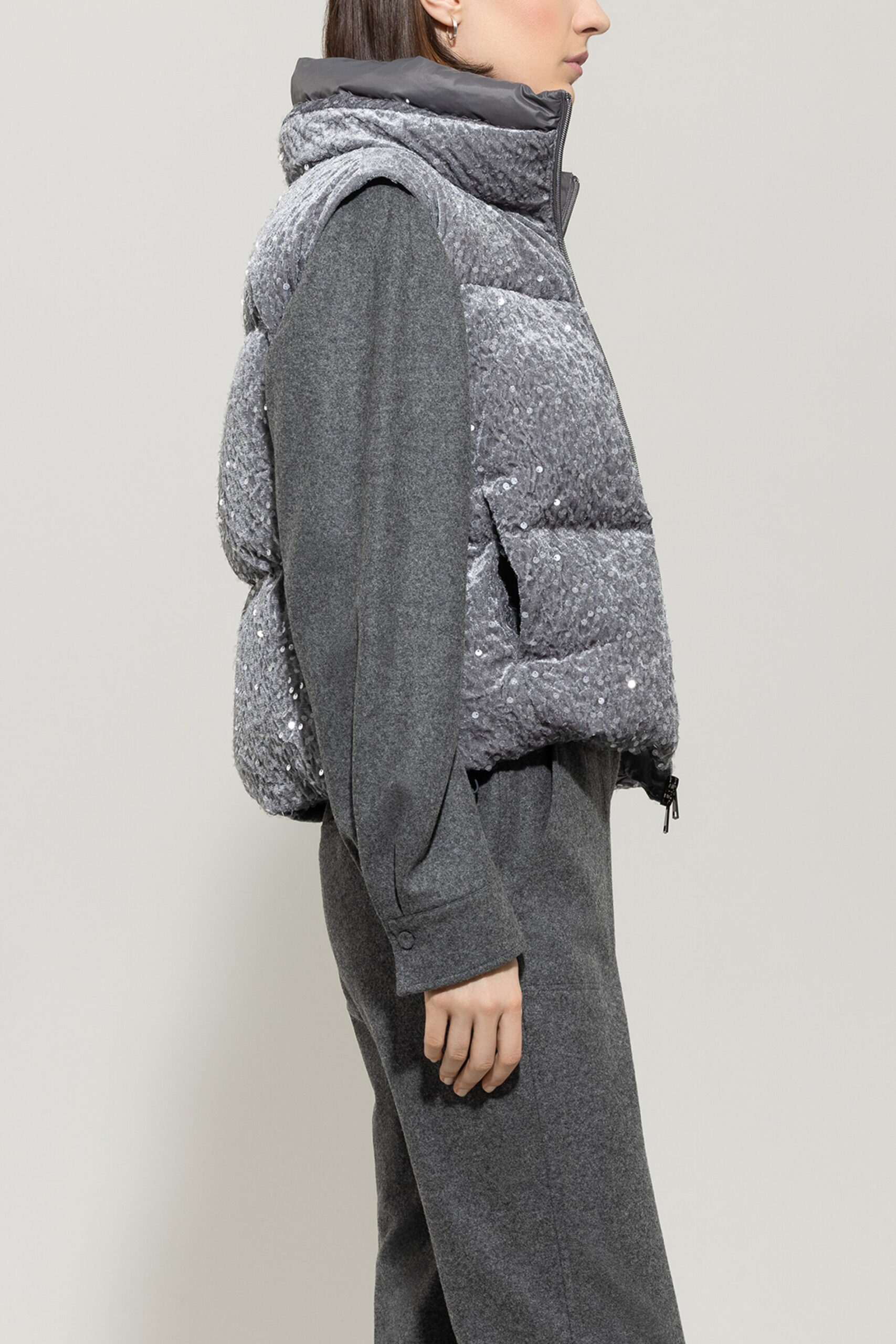 Luisa Cerano Warme Daunenweste mit Stehkragen – Bild 3